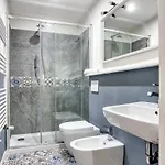 Hostmate - - Farini - Isola * ميلان